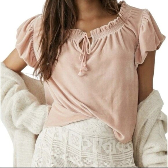 Free People Terese Velvet Velour Top in Soft Pink Peach size M - Picture 1 of 7